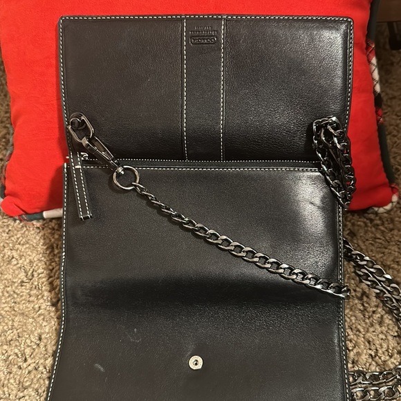 Coach wallet on a non branded gunmetal chain - Picture 3 of 4